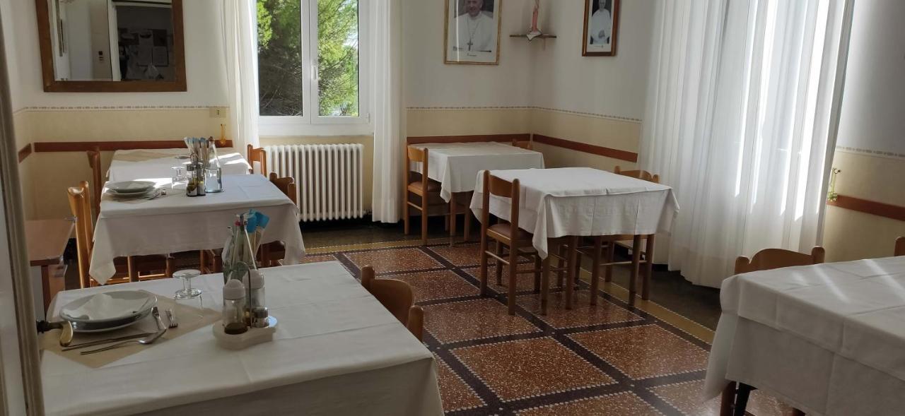 B&B Oasi Regina Pacis Санта-Маргерита-Лигуре Екстериор снимка